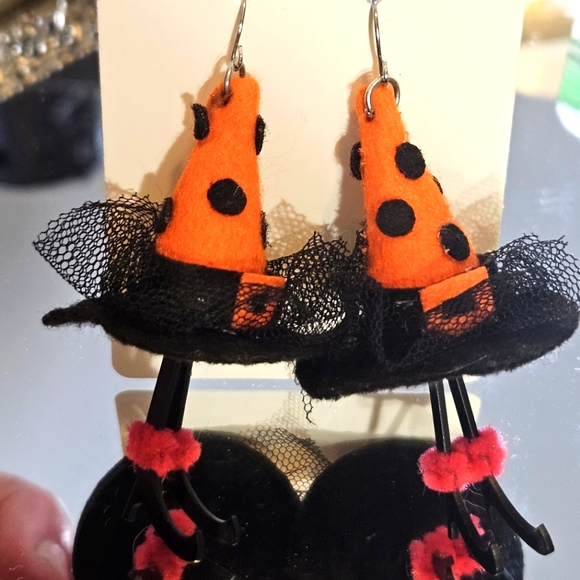 Halloween Witch Hat Earrings - Picture 4 of 5